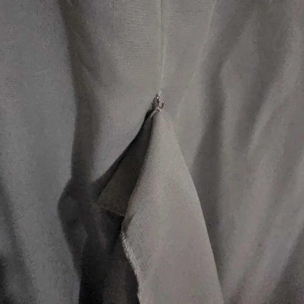 JJ's HOUSE | Womens off the shoulder floor length train Gray Medium - Picture 5 of 9